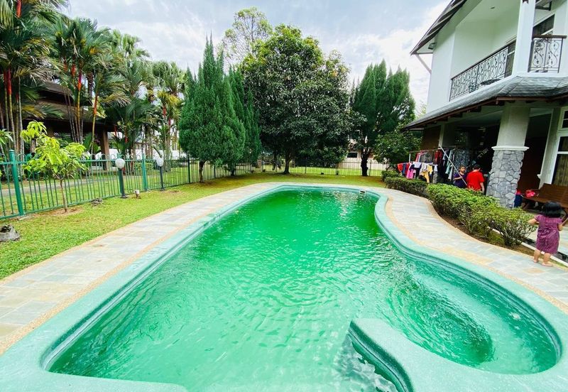 Perdana Lakeview East