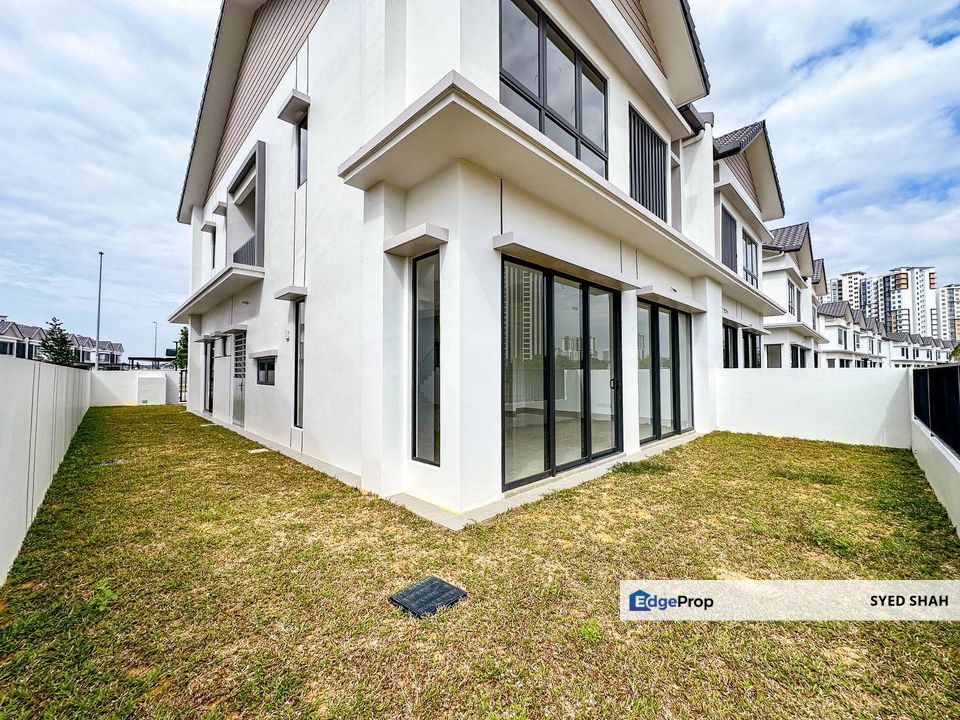 SEMI D FACING LAKE Sejati Lakeside Cyberjaya - NEW UNIT!, Selangor, Cyberjaya