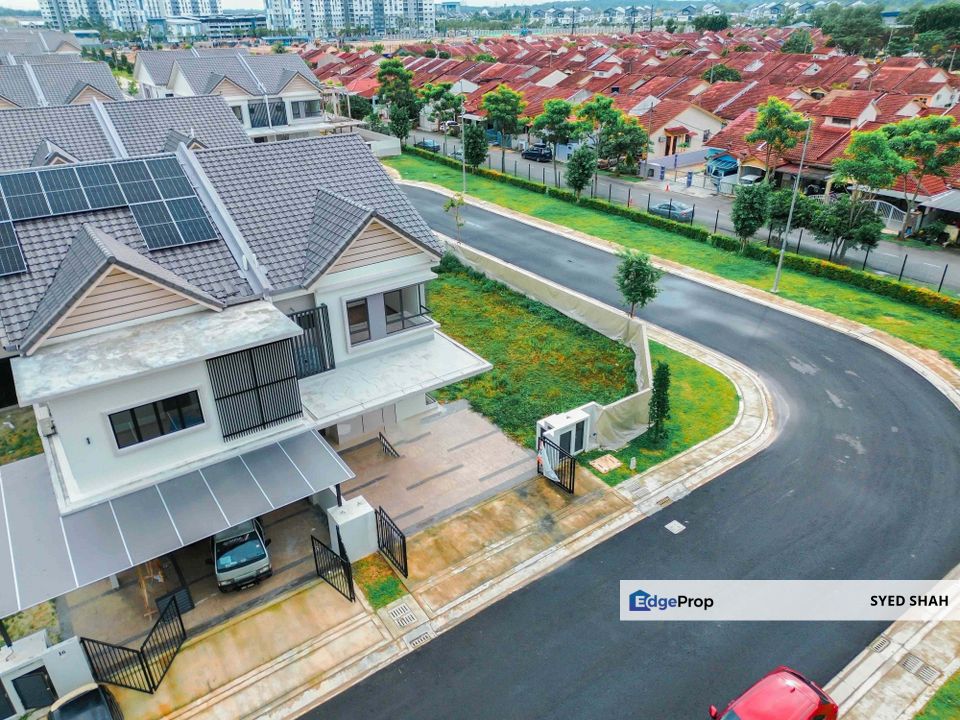 CORNER SEMI D Sejati Lakeside Cyberjaya - FACING GARDEN, Selangor, Cyberjaya