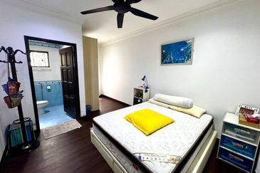 Putra Hill Residency