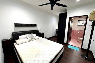 Putra Hill Residency