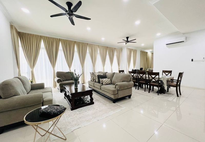 Augusta Residence, Presint 12