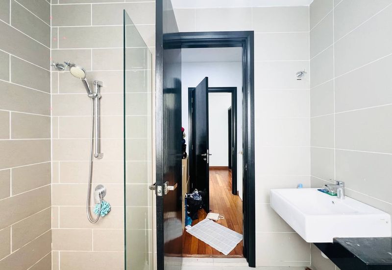 Augusta Residence, Presint 12