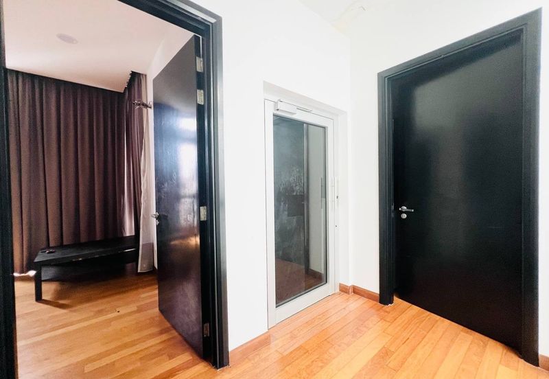 Augusta Residence, Presint 12