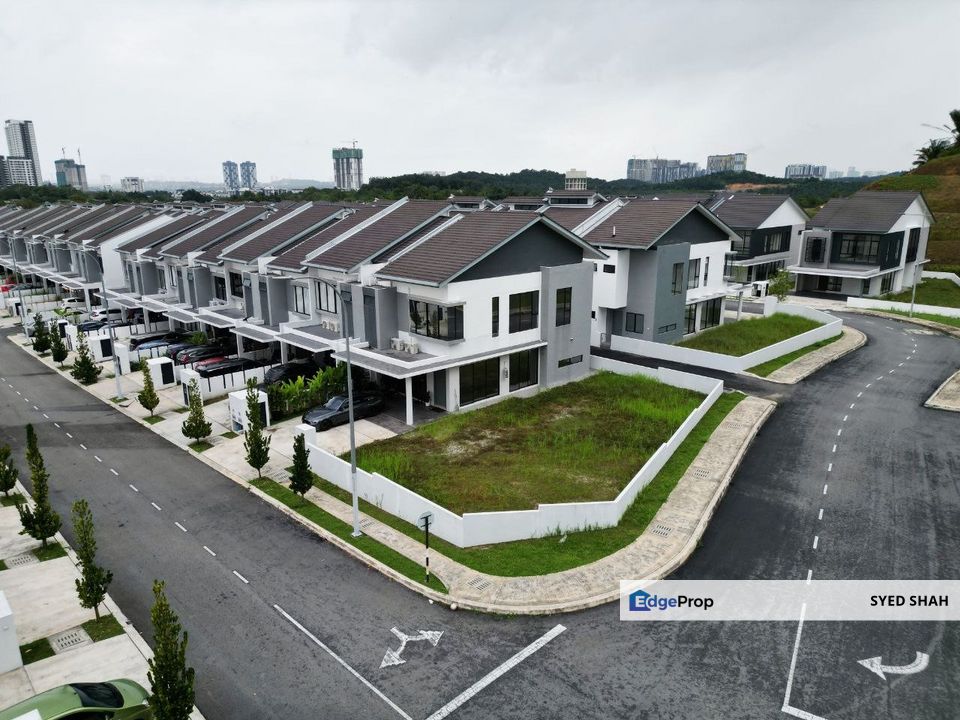 CORNER FULLY FURNISH Teres 2tingkat Residensi Lambaian, Selangor, Bangi