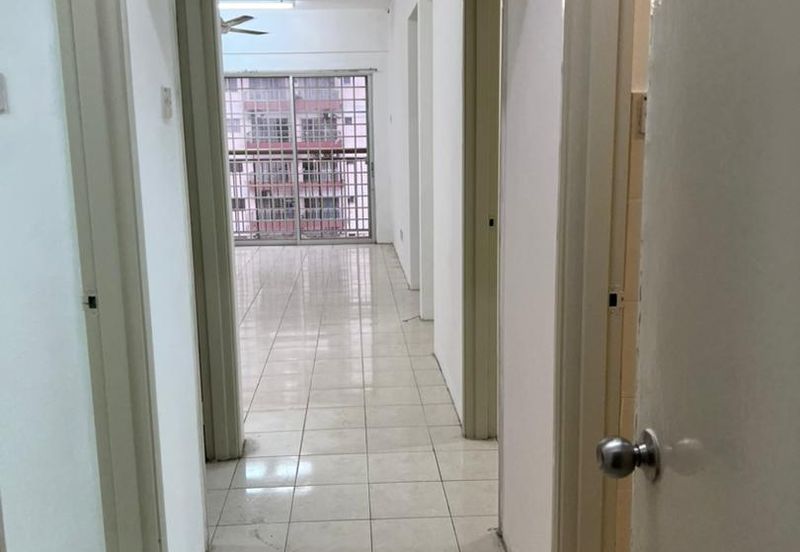 Avelon Tower @ Plaza Medan Putra