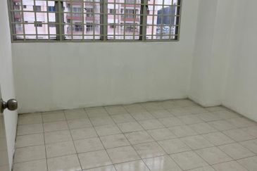 Avelon Tower @ Plaza Medan Putra