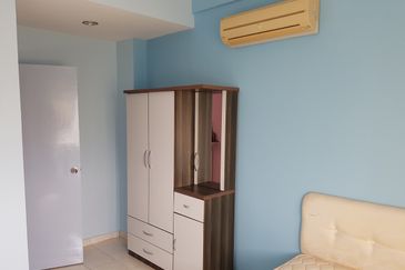 Selesa I-Resort Apartment