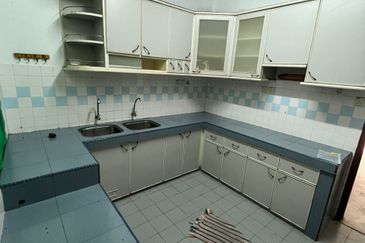 Taman Kinrara Seksyen 2