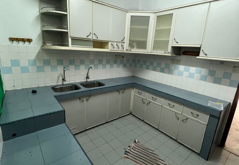 Taman Kinrara Seksyen 2