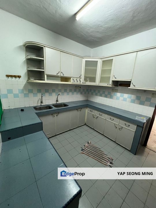 Double Storey House @Taman Kinrara Seksyen 2 for Sale, Selangor, Puchong