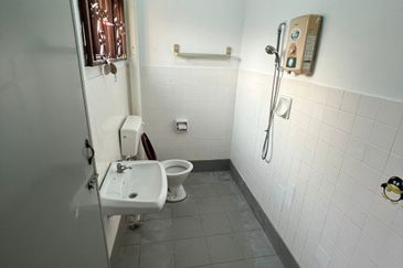 Taman Kinrara Seksyen 2