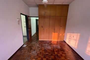 Taman Kinrara Seksyen 2