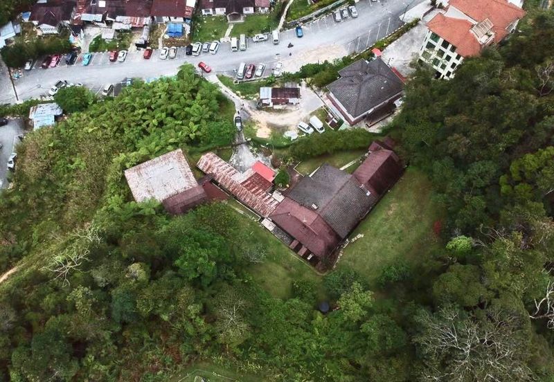 JALAN BESAR TANAH RATA - BRINCHANG