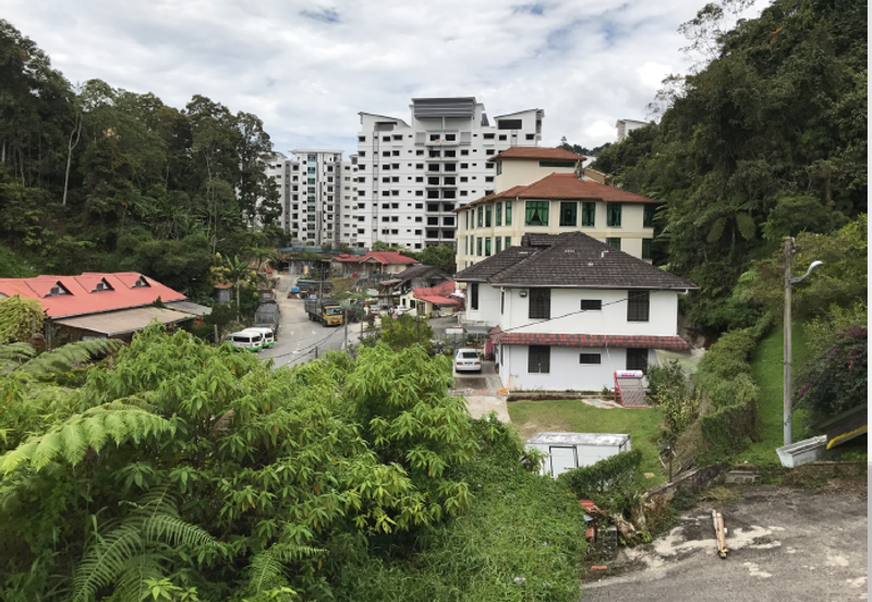 JALAN BESAR TANAH RATA - BRINCHANG