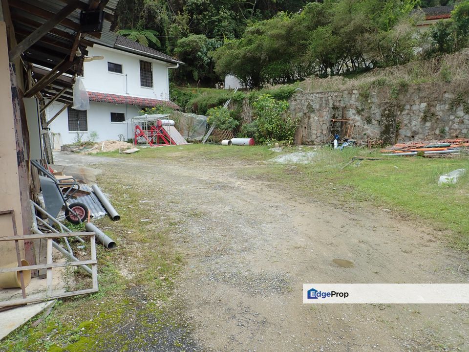 Cameron Highlands: Well Located Land within walking distance in Tanah Rata Commercial Hub at Jalan Besar,Tanah Rata,Brinchang,, Pahang, Cameron Highlands