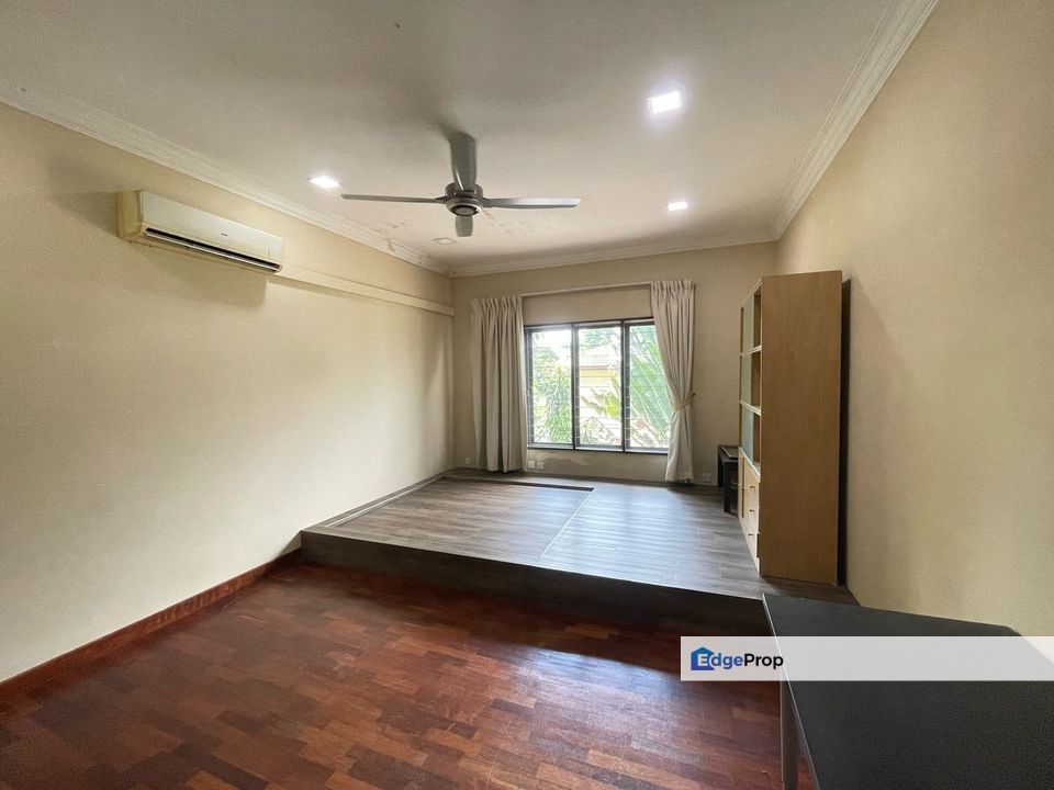 SS 3: Bungalow for sale in an Exclusive guarded area , Selangor, Kelana Jaya