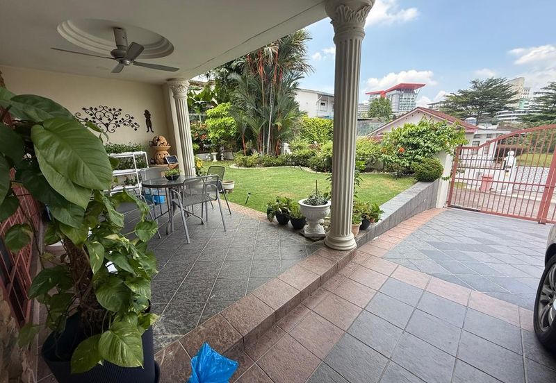 Seksyen 11, Petaling Jaya