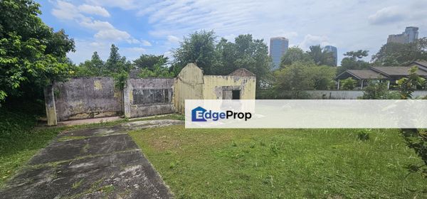 Bungalow with great potential, Selangor, Petaling Jaya