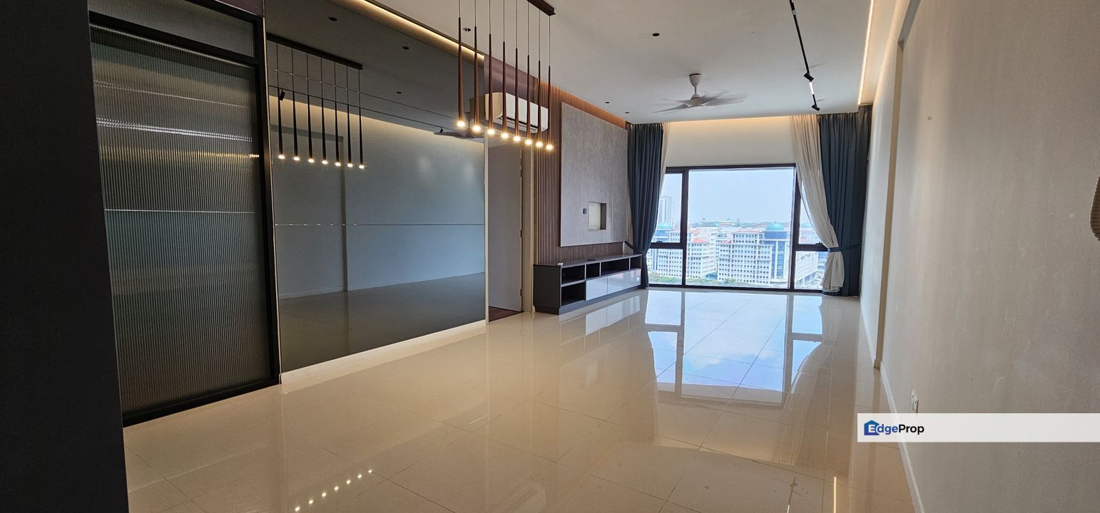 Well renovated furnished unit, Selangor, Petaling Jaya