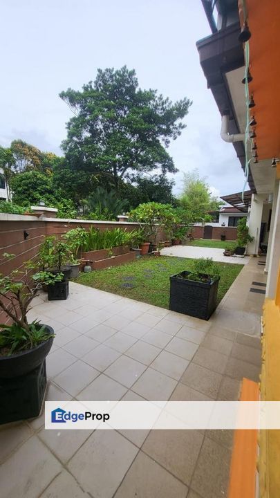 2.5 storey CORNER Terrace house for sale, Selangor, Bandar Kinrara Puchong