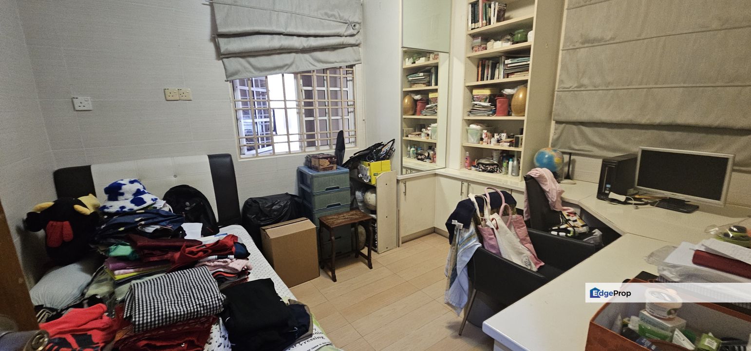 Single storey Bungalow in good condition, Selangor, Petaling Jaya