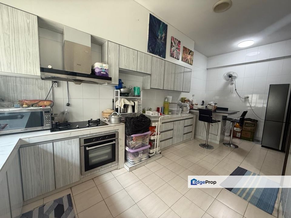 Renovated 2.5 sty terrace house for sale, Selangor, Puchong