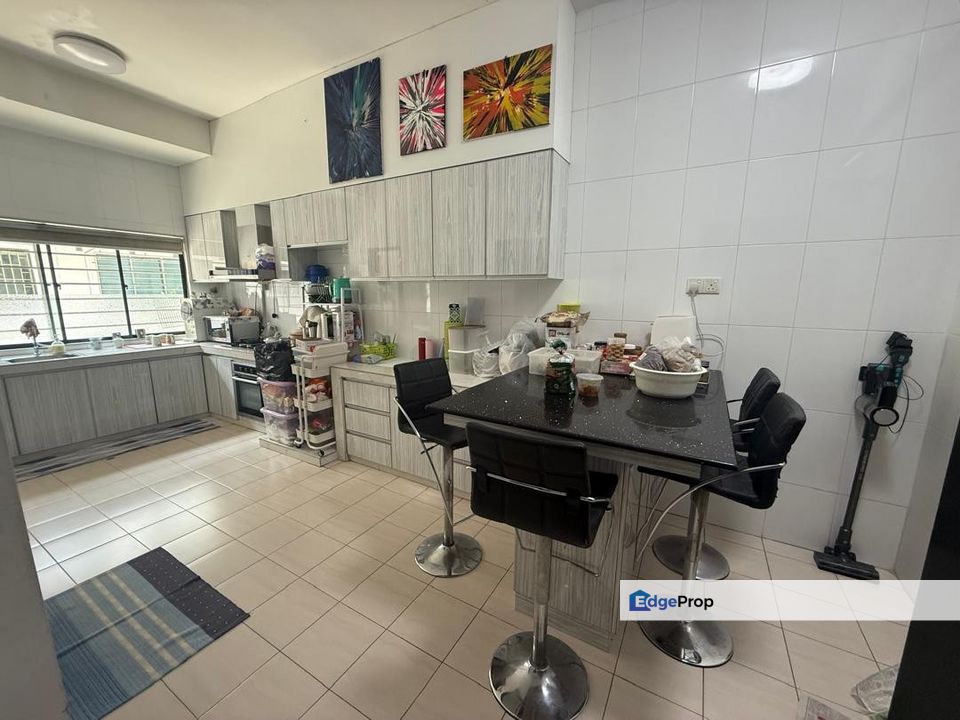 Renovated 2.5 sty terrace house for sale, Selangor, Puchong