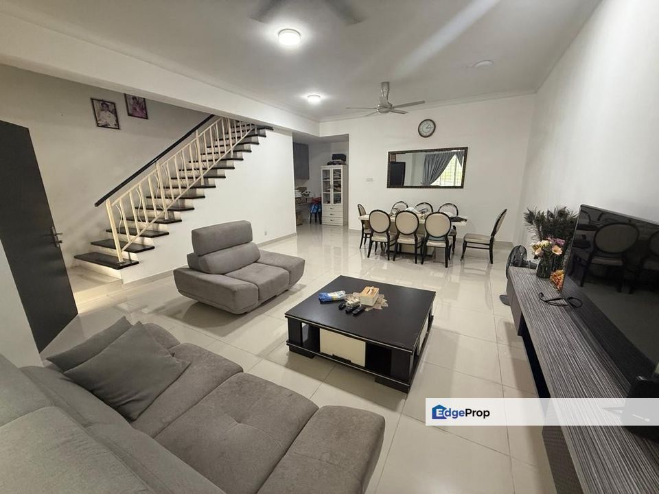 Renovated 2.5 sty terrace house for sale, Selangor, Puchong