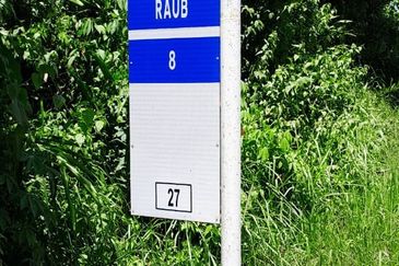 100 acres agricultural land with single title