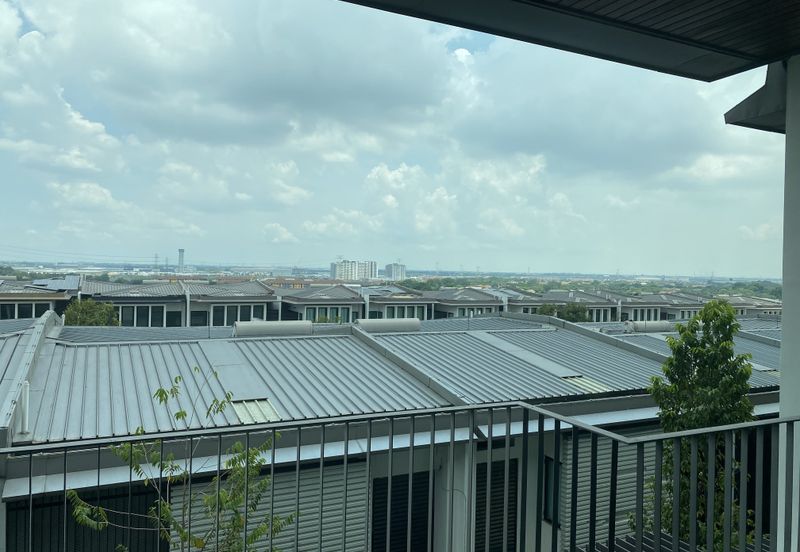 Duta Villa, Setia Alam