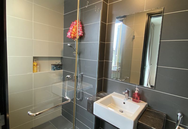 Duta Villa, Setia Alam