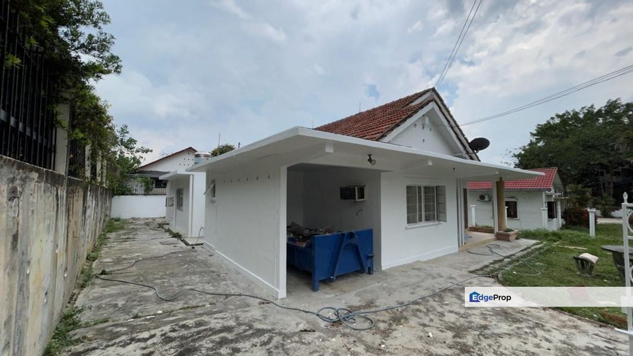 Basic Bglow with attractive price, Selangor, Petaling Jaya