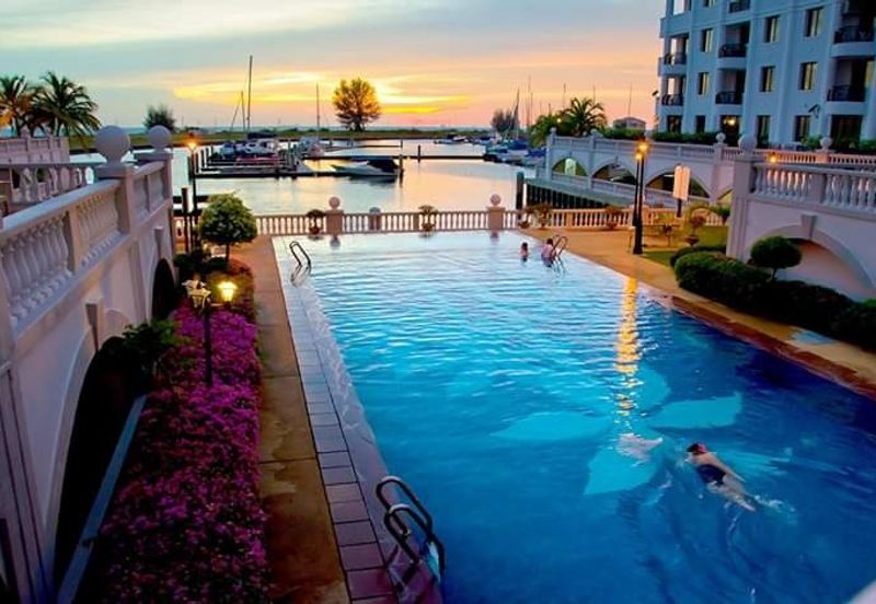 Marina Crescent Condominium