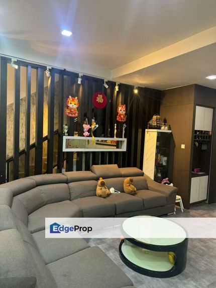 Kerongsang Bandar Puteri Klang Double Storey Fully Furnished Renovated Unit, Selangor, Klang