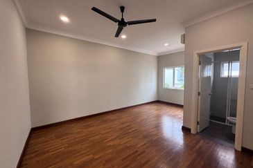 Jalan Setia Duta U13/21J