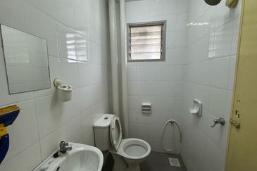 Pangsapuri Akasia, Bandar Botanic