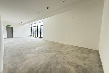 Elmina Business Park