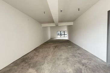 Elmina Business Park