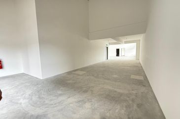 Elmina Business Park