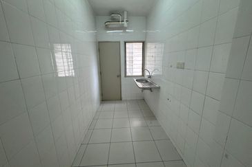 Pangsapuri Akasia, Bandar Botanic