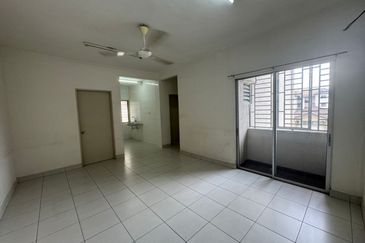 Pangsapuri Akasia, Bandar Botanic