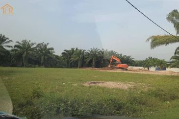 2.5 Miles Jalan Kapar