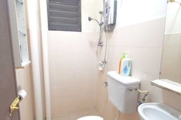 Pangsapuri Akasia, Bandar Botanic