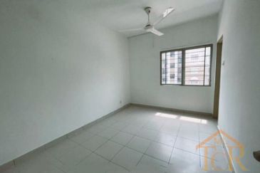 Pangsapuri Akasia, Bandar Botanic