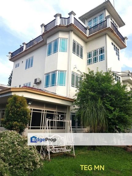 Teluk Pulai 2.5-Storey Bunaglow Renovated 64x82 Good Condition Value, Selangor, Klang