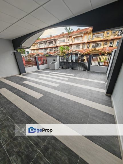 Bandar Bukit Tinggi 2@2.5 Storey Move In Condition, Selangor, Klang