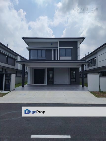 Freesia Tropicana Aman 2-Storey Semi-D Basic Unit Tip Top Condition, Selangor, Telok Panglima Garang