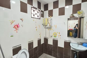 Port Klang (Pelabuhan Klang)