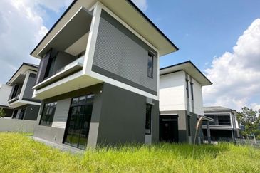 Dremien @ Eco Ardence